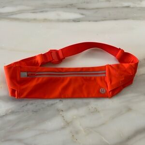 Lululemon Fast and Free Running Belt size XS